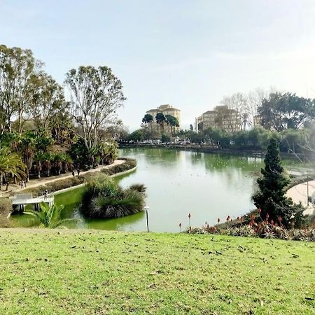 Apt Moderno Con Vistas, Recepcion 24 Hs Y Piscinas بينالماذينا المظهر الخارجي الصورة