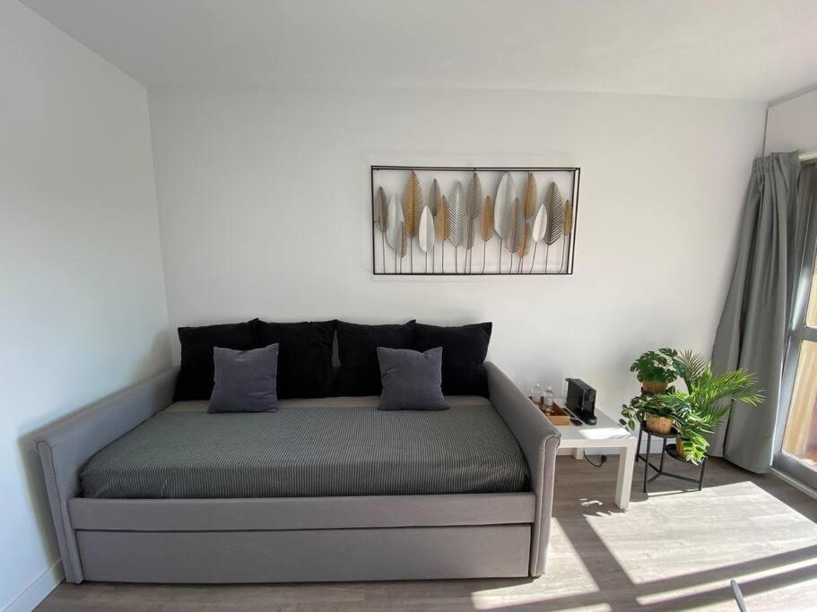 Apt Moderno Con Vistas, Recepcion 24 Hs Y Piscinas بينالماذينا المظهر الخارجي الصورة